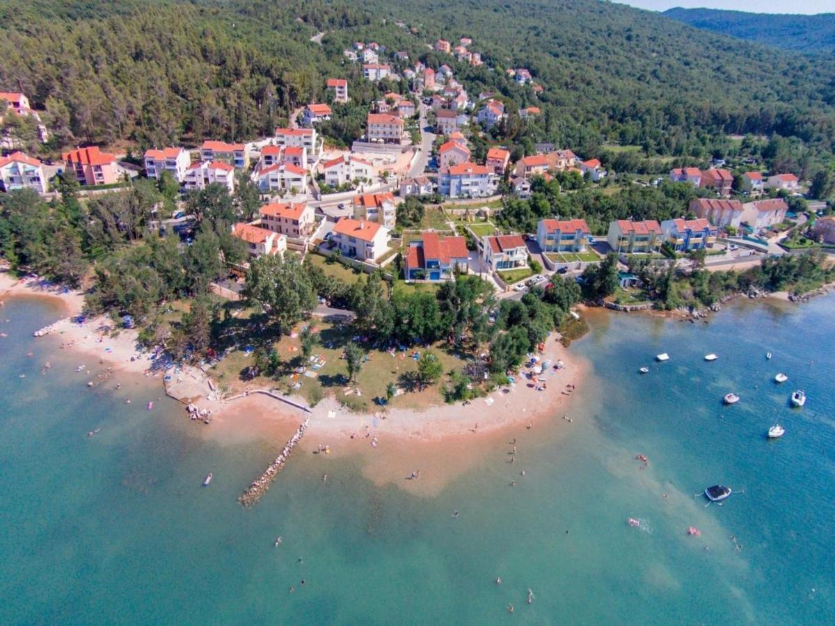 Apartments Miokovic Соліне Екстер'єр фото