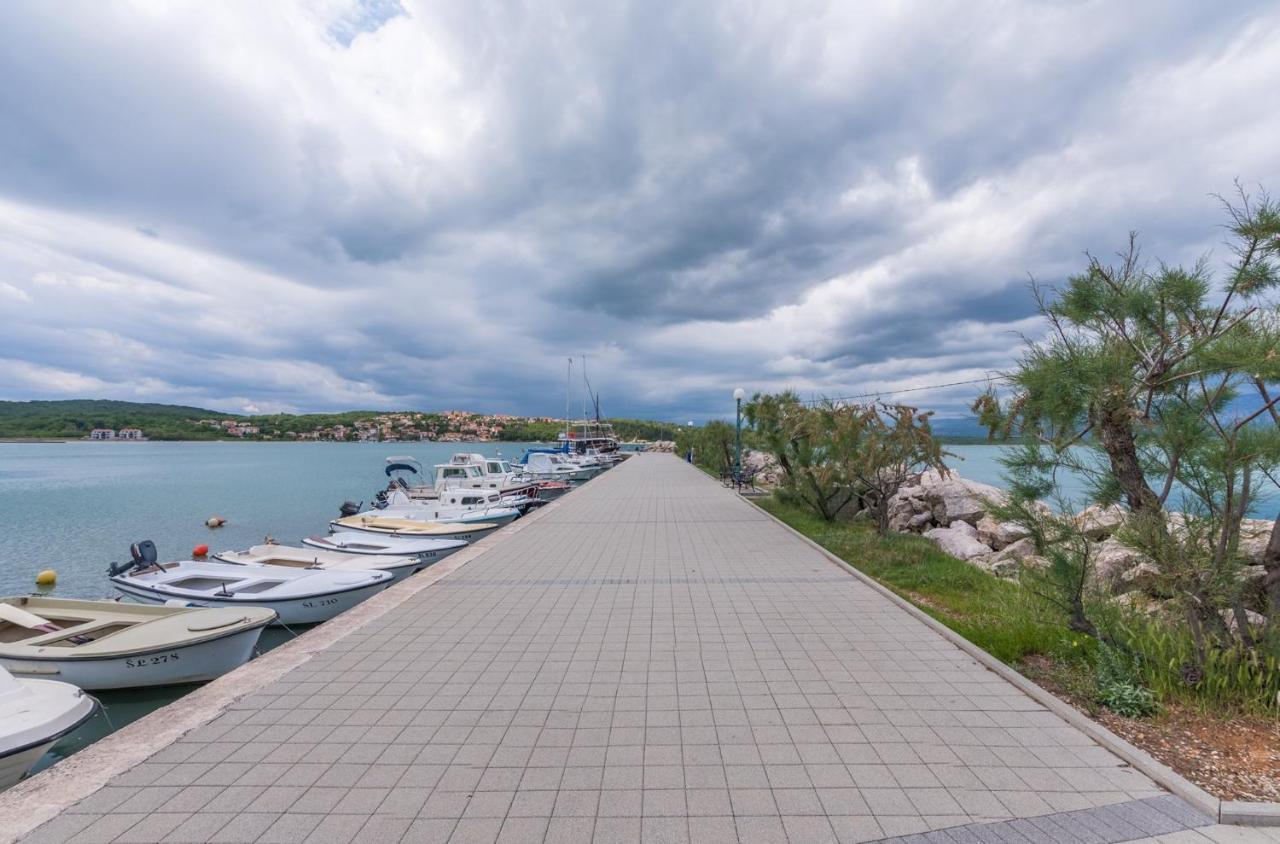Apartments Miokovic Соліне Екстер'єр фото